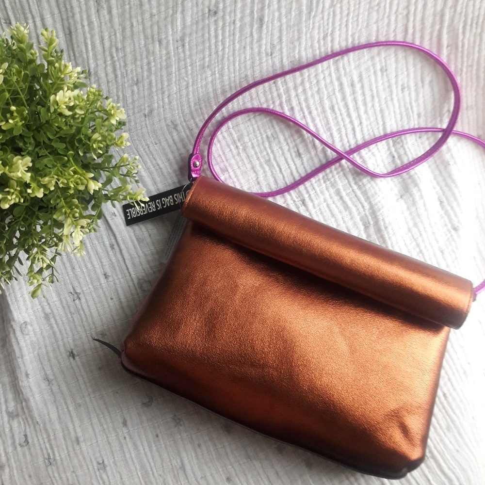 UO reversable bag